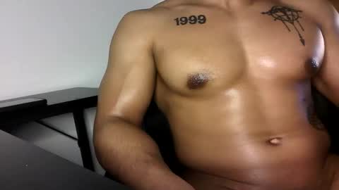 Vegas Love online show from May 27, 2026, 4:31 am
