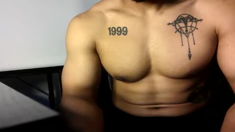 Vegas Love online show from June 4, 2026, 3:56 am