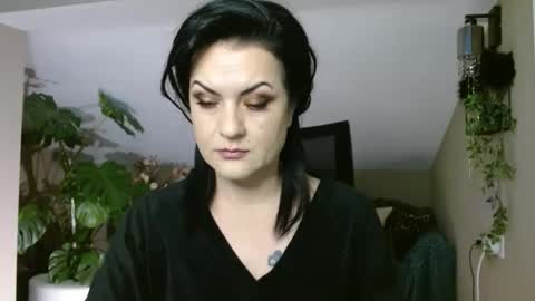 VeilRoom online show from February 20, 2026, 3:12 pm