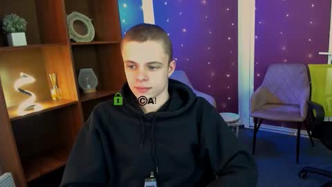 veldi_to online show from December 15, 2025, 12:20 pm