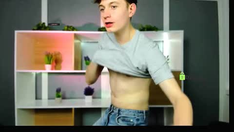 Snapshot of veldi_to chatting on February 3, 2026, 2:53 am veldi_to online show from February 3, 2026, 2:53 am