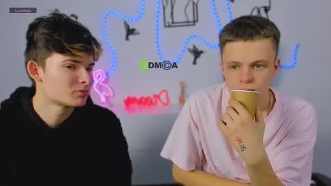 Snapshot of veldi_to chatting on February 27, 2026, 8:09 pm veldi_to online show from February 27, 2026, 8:09 pm