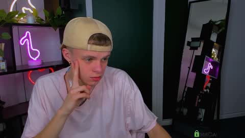 veldi_to online show from March 28, 2026, 7:35 pm