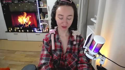 Snapshot of veleska_ chatting on May 4, 2026, 9:00 pm Veleska online show from May 4, 2026, 9:00 pm