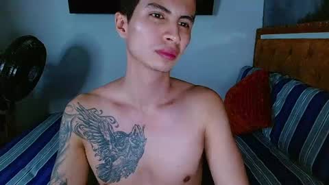 velk_hot1 online show from June 3, 2026, 12:57 am