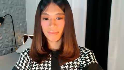 velvet_angela online show from July 26, 2026, 7:48 am
