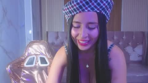 velvet_celeste_b online show from April 30, 2026, 12:33 pm