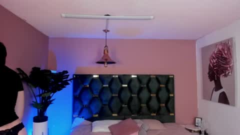 Isabella  online show from July 22, 2026, 11:35 am
