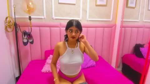 velvet_giirll online show from July 7, 2026, 1:37 pm
