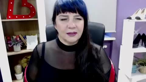 Snapshot of velvet_gloria chatting on July 23, 2026, 5:05 am velvet gloria online show from July 23, 2026, 5:05 am