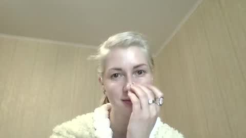 Snapshot of velvet_pearl chatting on July 11, 2026, 1:14 pm Velvet Pearl online show from July 11, 2026, 1:14 pm