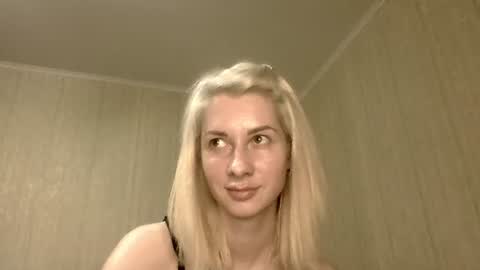 Snapshot of velvet_pearl chatting on July 17, 2026, 6:46 pm Velvet Pearl online show from July 17, 2026, 6:46 pm