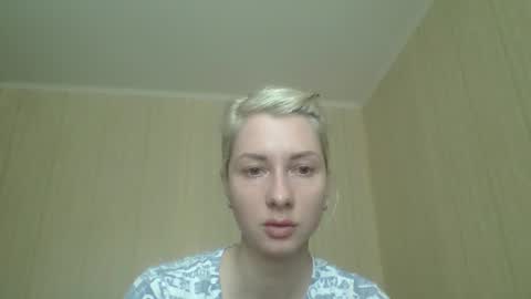 Snapshot of velvet_pearl chatting on July 23, 2026, 10:35 am Velvet Pearl online show from July 23, 2026, 10:35 am