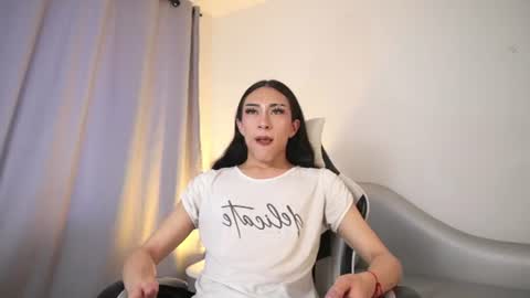 Velvet  online show from June 12, 2026, 12:26 pm