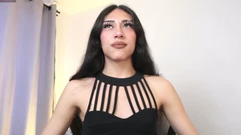 Velvet  online show from June 13, 2026, 1:53 pm