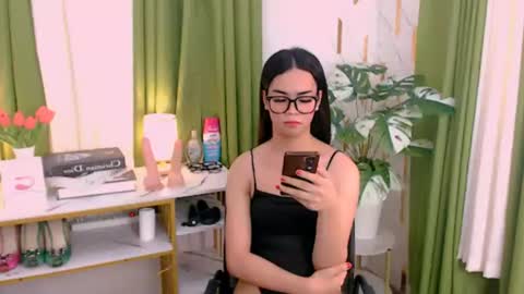 Velvet online show from July 7, 2026, 6:58 am