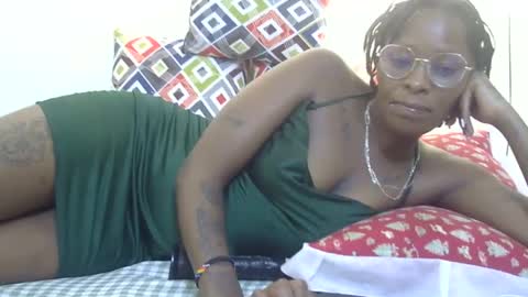 velvet online show from January 4, 2025, 10:38 am