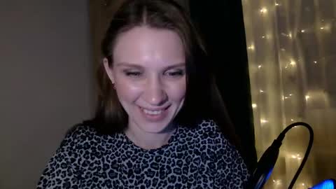 Snapshot of velvetaphrodisiaque chatting on May 20, 2026, 11:33 pm velvetaphrodisiaque online show from May 20, 2026, 11:33 pm