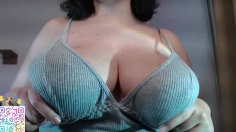  Crystal         PVT OPEN online show from May 31, 2026, 1:58 am