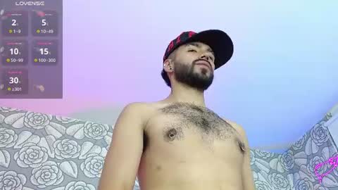 velvetdaniels_tay online show from July 18, 2026, 3:11 am