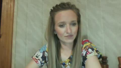 Snapshot of velvetintuition chatting on May 7, 2026, 6:24 pm velvetintuition online show from May 7, 2026, 6:24 pm