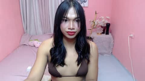 Snapshot of velvetlavander chatting on July 25, 2026, 9:18 am velvetlavander online show from July 25, 2026, 9:18 am