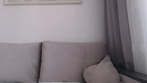 velvetmoon123 online show from March 1, 2026, 8:27 am