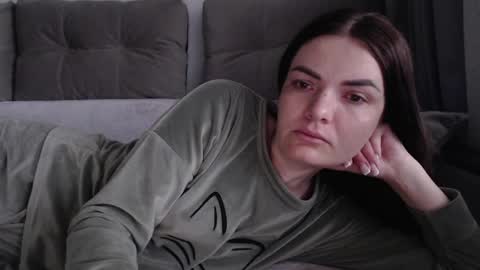 velvetmoon123 online show from April 3, 2026, 5:38 am