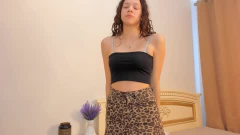 Kelly online show from April 11, 2026, 7:45 am