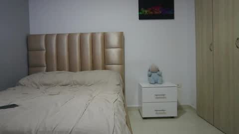 velvet online show from March 1, 2026, 4:58 am