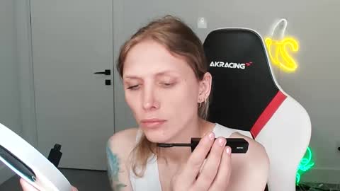 VelvetTGirl online show from February 13, 2026, 3:13 am