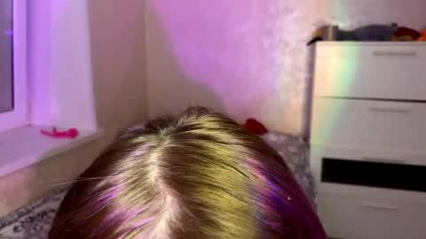 Lasly online show from April 19, 2026, 2:38 pm