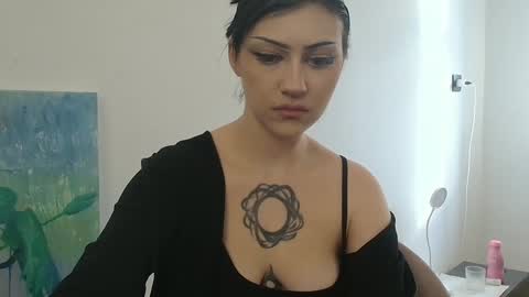 Snapshot of venera_goddess chatting on October 8, 2025, 1:42 pm Naly online show from October 8, 2025, 1:42 pm