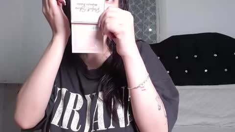 Snapshot of venus_art11 chatting on December 29, 2024, 3:22 am venus_art11 online show from December 29, 2024, 3:22 am