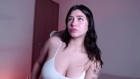 Snapshot of venus_art11 chatting on February 13, 2025, 1:40 am venus_art11 online show from February 13, 2025, 1:40 am