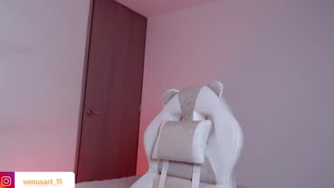 Snapshot of venus_art11 chatting on February 14, 2025, 12:41 am venus_art11 online show from February 14, 2025, 12:41 am