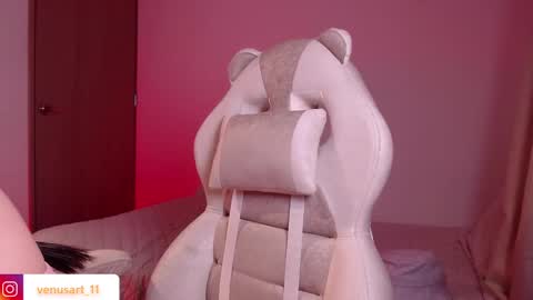 Snapshot of venus_art11 chatting on February 16, 2025, 7:15 am venus_art11 online show from February 16, 2025, 7:15 am