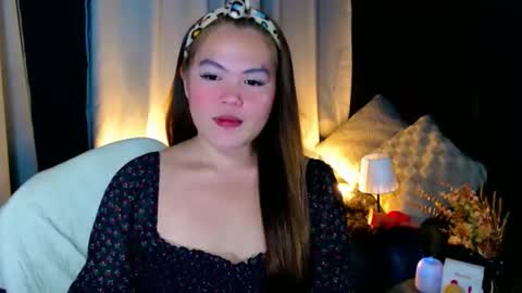 Snapshot of venus_colly chatting on November 12, 2025, 3:34 pm I am Colly Your mystery girl online show from November 12, 2025, 3:34 pm