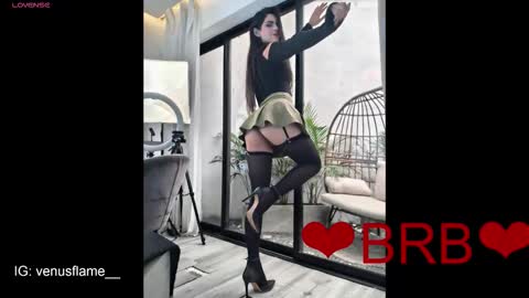 Snapshot of venus_flame chatting on March 29, 2026, 12:05 pm VENUS online show from March 29, 2026, 12:05 pm