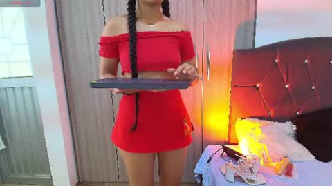 venus_hexxx online show from June 13, 2026, 11:30 am
