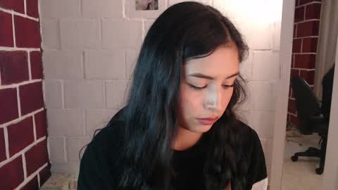 Snapshot of venus_megan chatting on February 22, 2025, 12:38 am emily independent account MY conextion 1100 GTM to 17hr GTM online show from February 22, 2025, 12:38 am