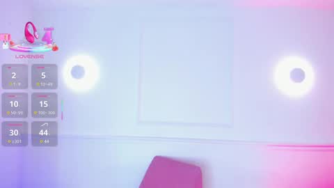 venus_nite online show from September 11, 2025, 12:27 pm