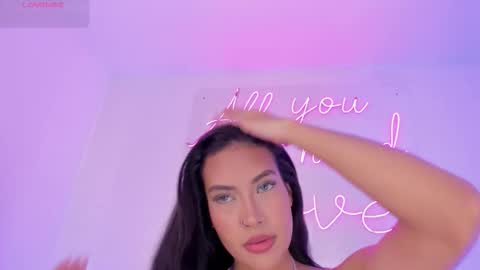 venus_nite online show from October 16, 2025, 8:32 pm