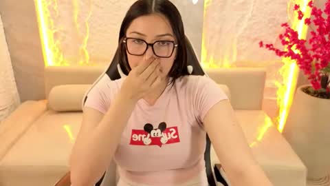 Snapshot of venus_velvet_tp chatting on November 14, 2025, 7:34 pm Venus online show from November 14, 2025, 7:34 pm