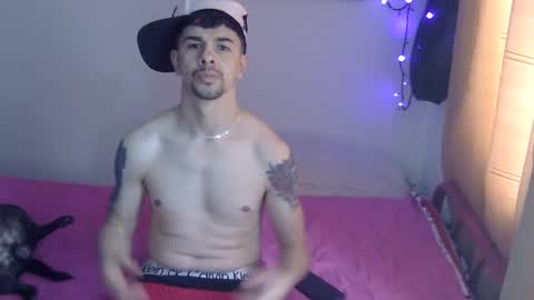 venusfranco 94 online show from March 12, 2025, 4:35 pm