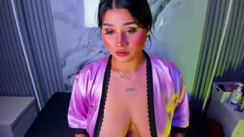 Venusowen  online show from July 28, 2026, 6:31 pm