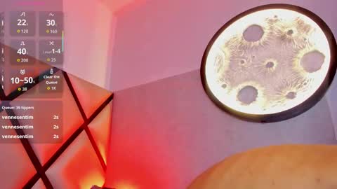 venuss_03 online show from November 23, 2025, 3:34 pm