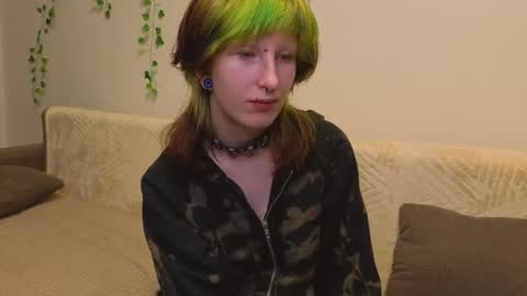 Erica online show from September 13, 2025, 7:13 pm