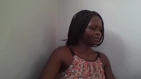 vera_bright online show from February 6, 2025, 2:58 pm