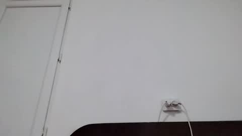 Snapshot of vera_elle chatting on June 3, 2026, 6:24 pm Vera online show from June 3, 2026, 6:24 pm
